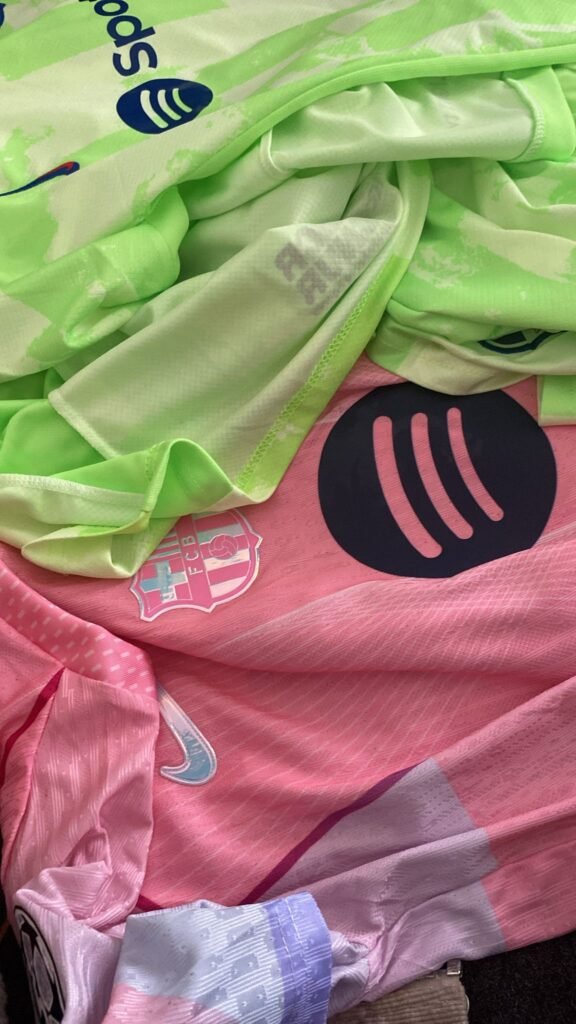 Image #1 from xi***g