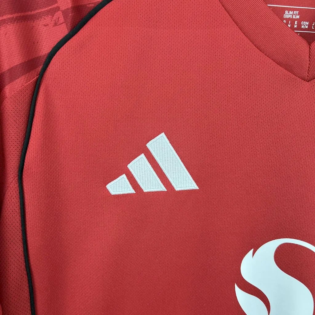 Manchester United Home Football Jersey Shirt 2025/26.