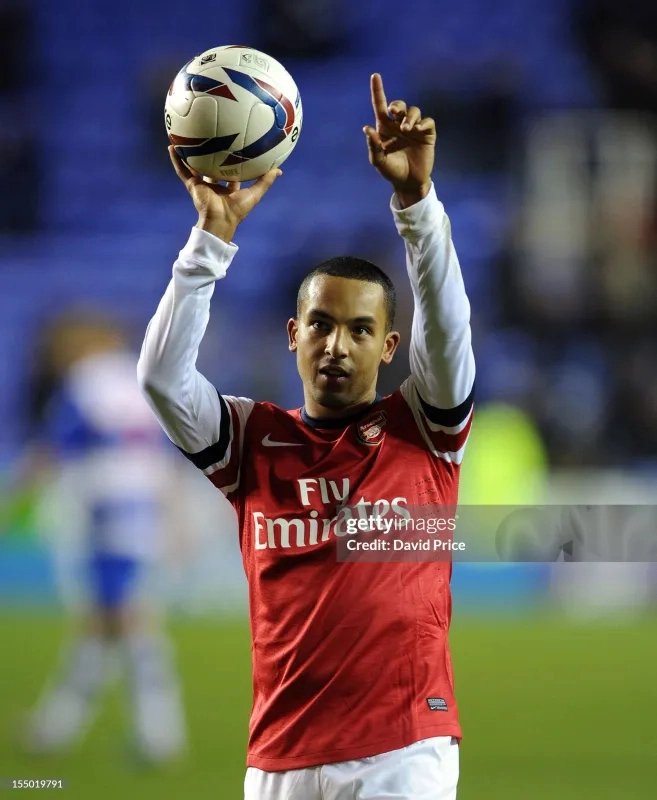 Arsenal Authentic Soccer Retro Jersey Home Shirt 2012-13