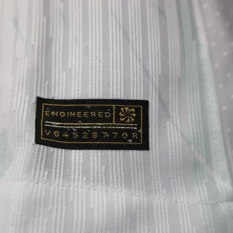 Liverpool Authentic Football Jersey Third Away Shirt 2024/25