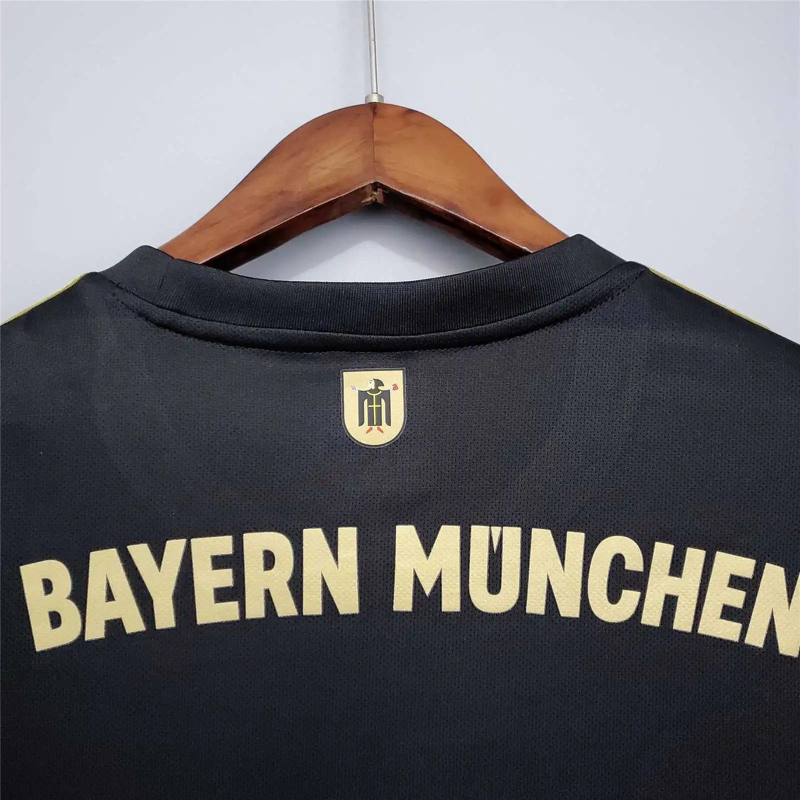 Bayern Munich Retro Jersey Away Soccer Shirt 2021/22