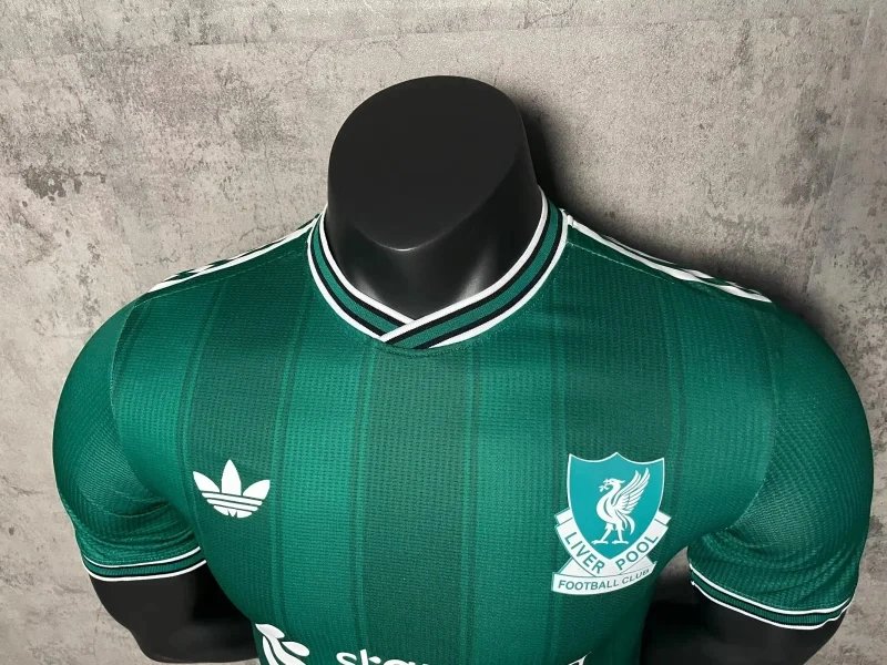 Liverpool Authentic Football Jersey Third Away Shirt 2025/26
