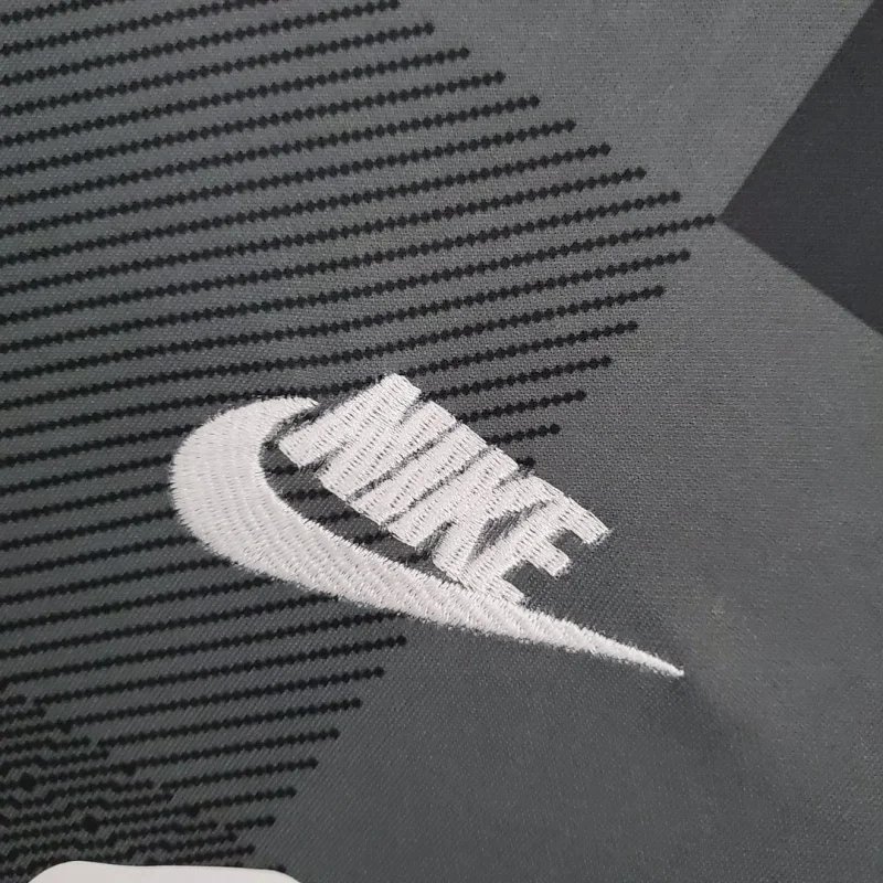 2c096154b8571c0cab2ba08b50ca3ef8dccc9002 Liverpool Retro Football Jersey Goalkeeper Custom Shirt 2021/22