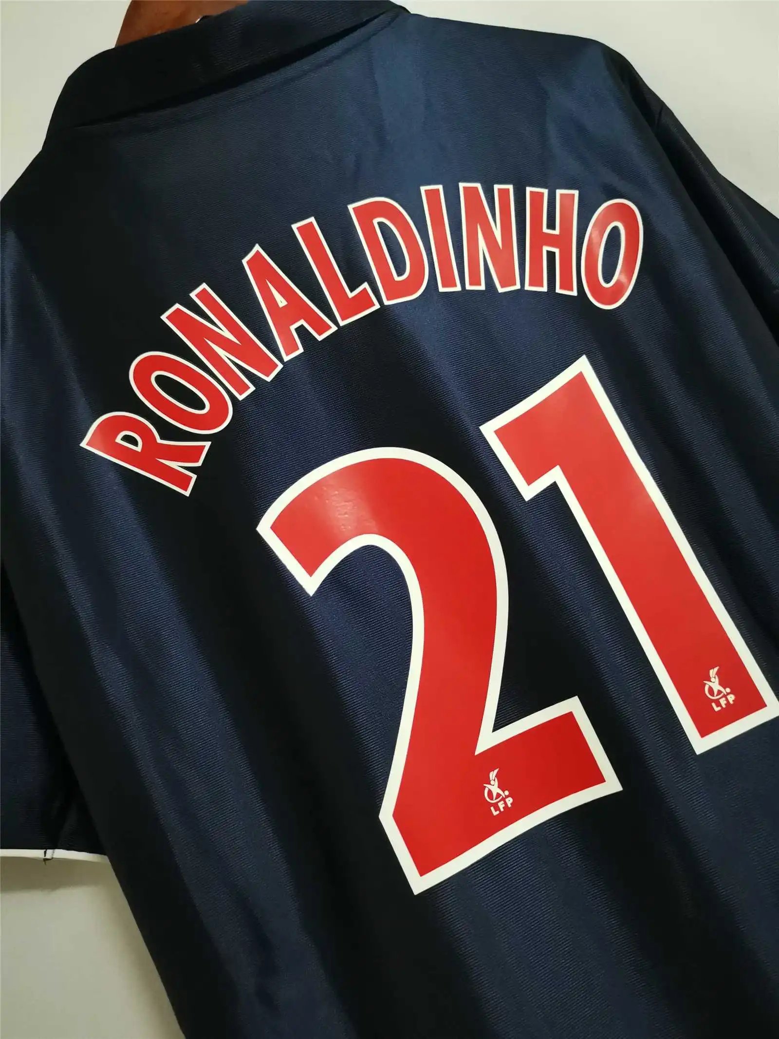 Ronaldinho #21 PSG Retro Jersey Home Soccer Shirt 2001/02