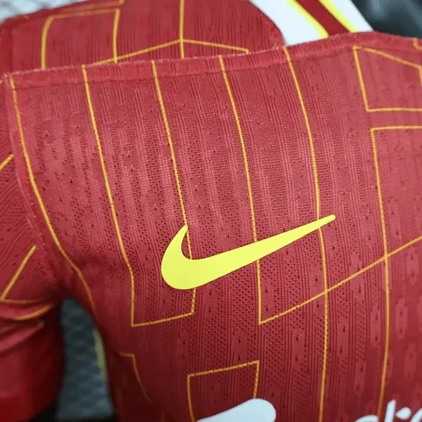 Liverpool Authentic Football Jersey Home Shirt 2024/25