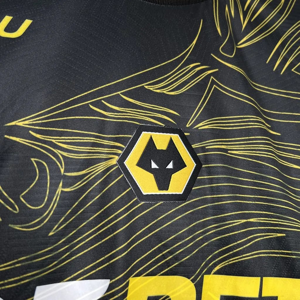 3101caba42b572de05aca9112bbe3c44d18a175a Wolves Football Jersey Away Custom Shirt 2024/25