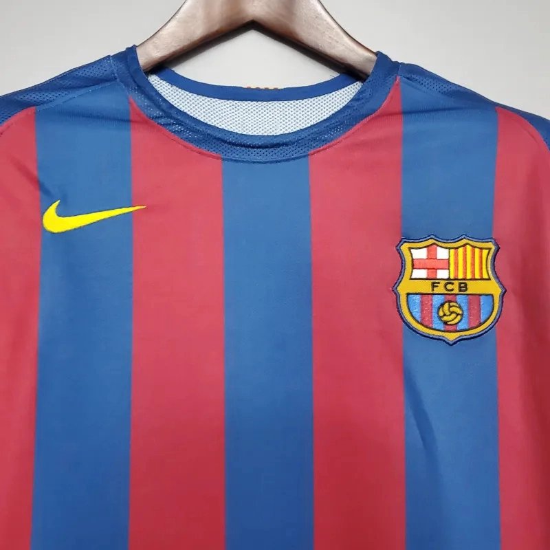 Barcelona Retro Jersey Home Soccer Shirt 2005-06