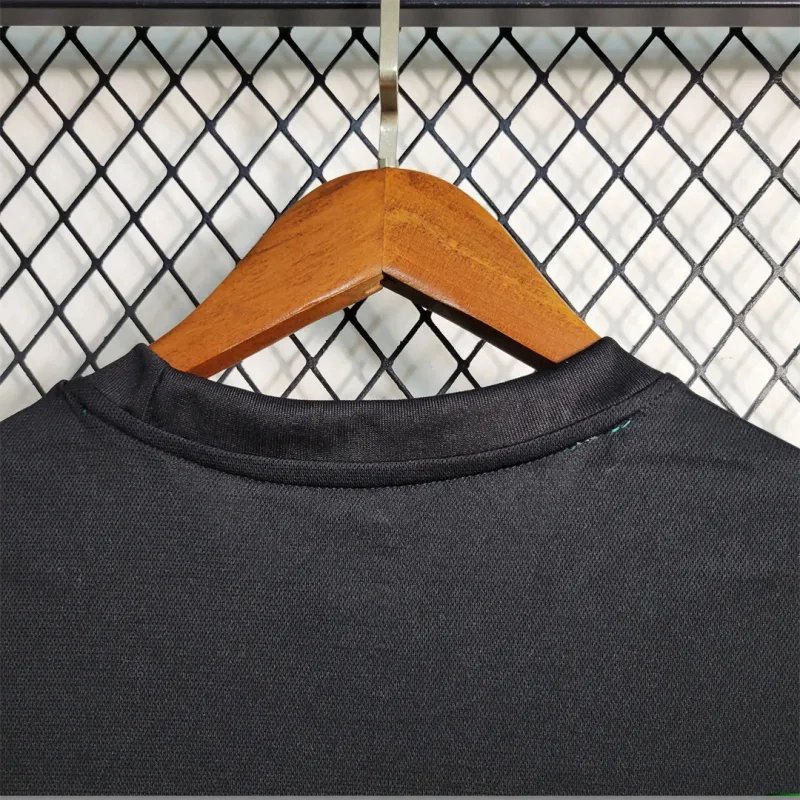 38b8778cff46a32292782e32aa1eae07c2402e8f Real Madrid Retro Jersey Away Soccer Shirt 2017/18