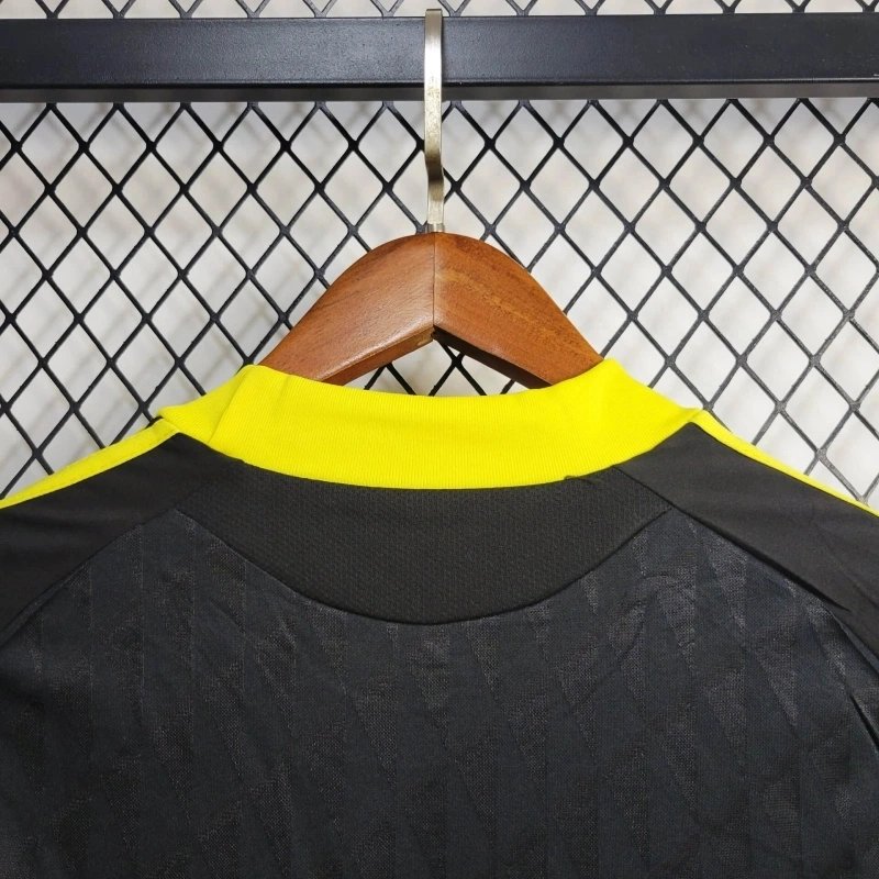 3c16f04f23423abcb4f8687e694dc46f07b8bb3d Liverpool Retro Football Jersey Away Custom Shirt 2010/11