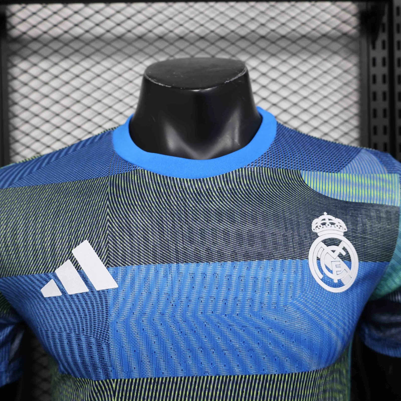 Real Madrid Authentic Soccer Jersey Training Shirt 2025/26