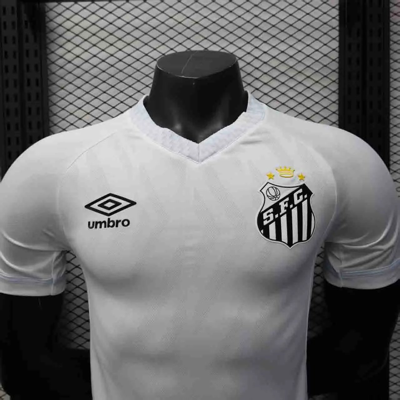 414980f95f383f765e43b2c58b7434dd9f1fd6c8 Santos FC Authentic Soccer Jersey Home Shirt 2025