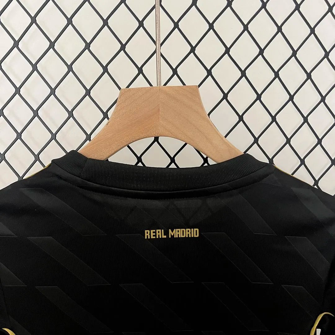 43a41352758d640f5623ec2bced405e1cc7bea4f Real Madrid Retro Jersey Away Kids Kit Jersey+Shorts 2011/12