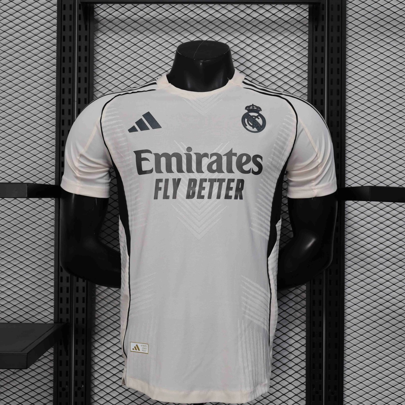 5202838e5dc9fdd59536bd355e16ee5f38b8f77c Real Madrid Authentic Soccer Jersey Special Edition Shirt 2025/26