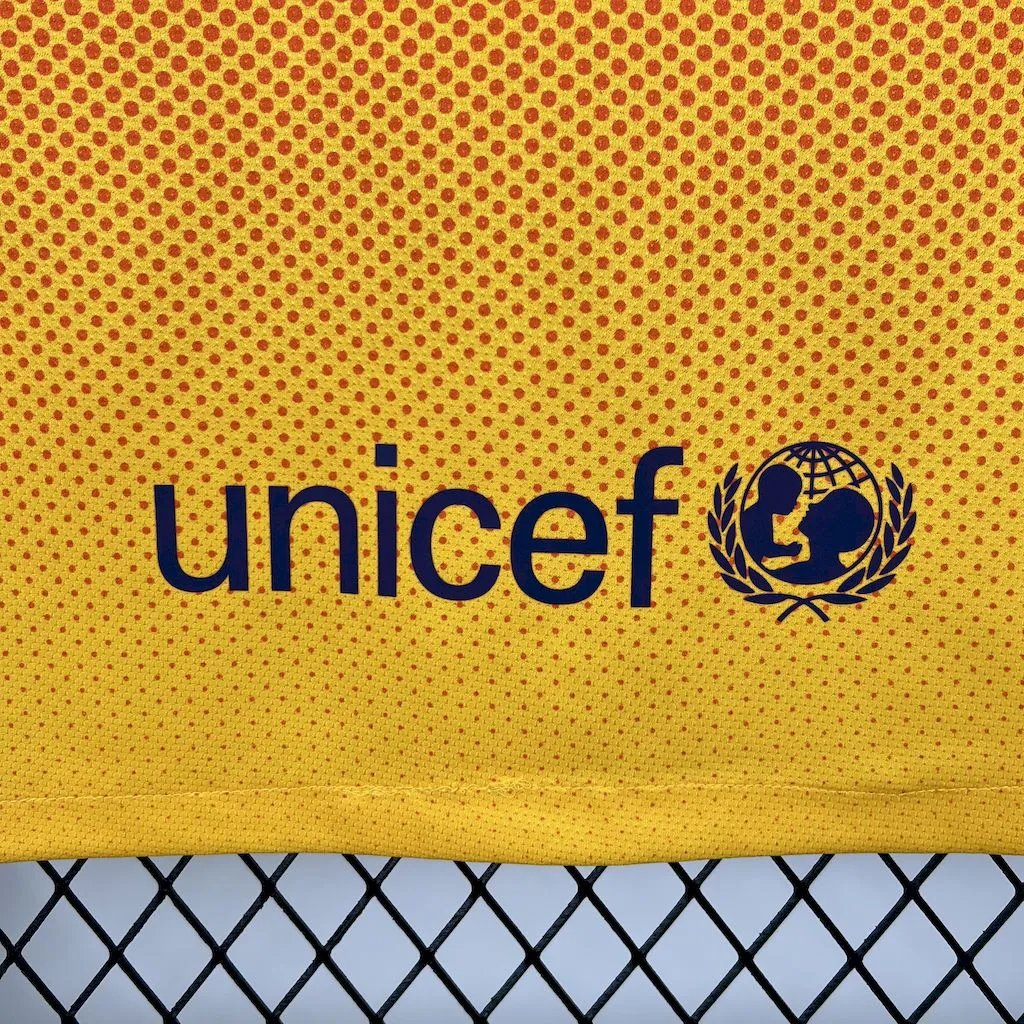 525f621ad6c153b567f1d7c0e11f856c4e60391d Barcelona Retro Jersey Away Soccer Shirt 2012-13