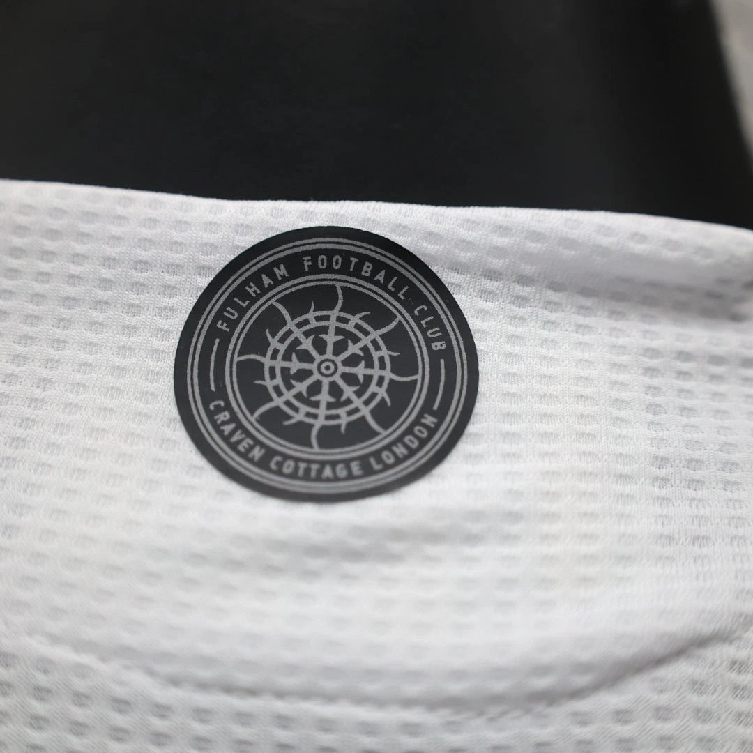 5d5b7ceb4e8a2672780c398c11c110fae656976a Fulham Authentic Football Jersey Home Shirt 2024/25