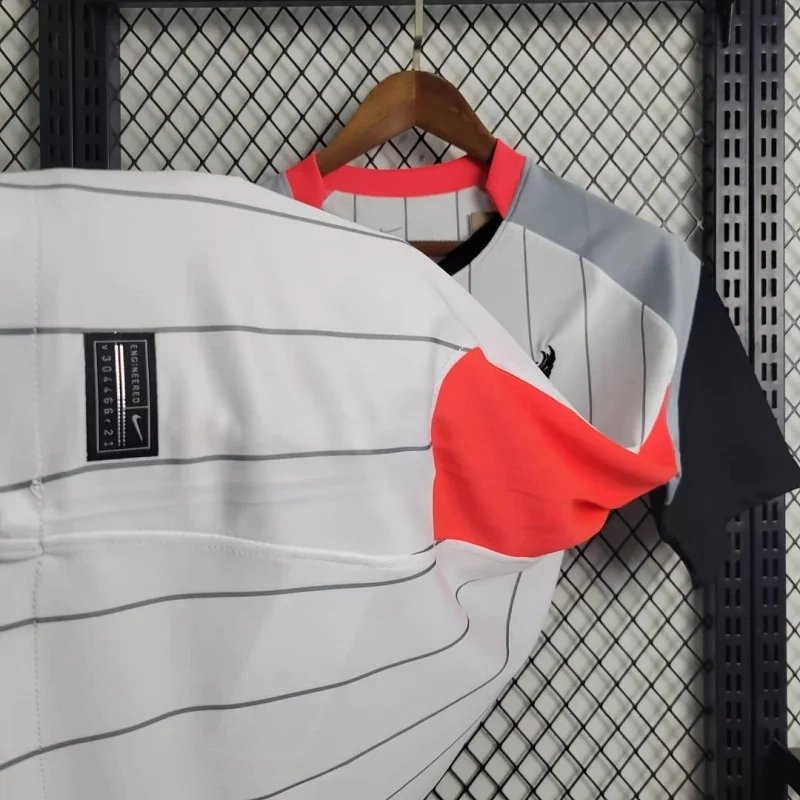 5e1c160a2df44a96fe7f7f22c39a78fde57bc45e Liverpool Retro Football Jersey Fourth Away Custom Shirt 2020/21