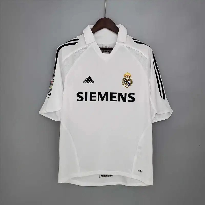 688542a8d4395b77e3d230698b1576f5d3120376 Real Madrid Retro Jersey Home Custom Soccer Shirt 2005-06