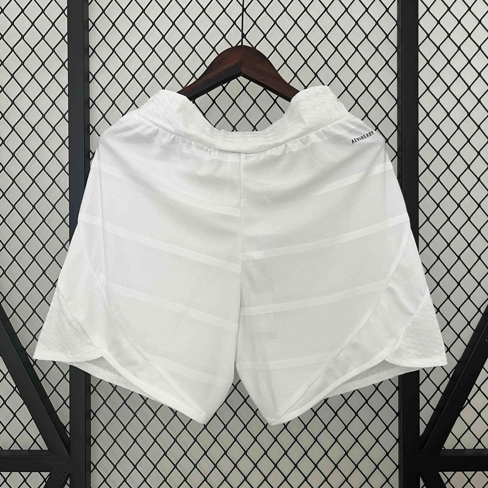 7483efb3c0530149c4c0bb907cc070050740956e Real Madrid Authentic Soccer Home Shorts 2024/25