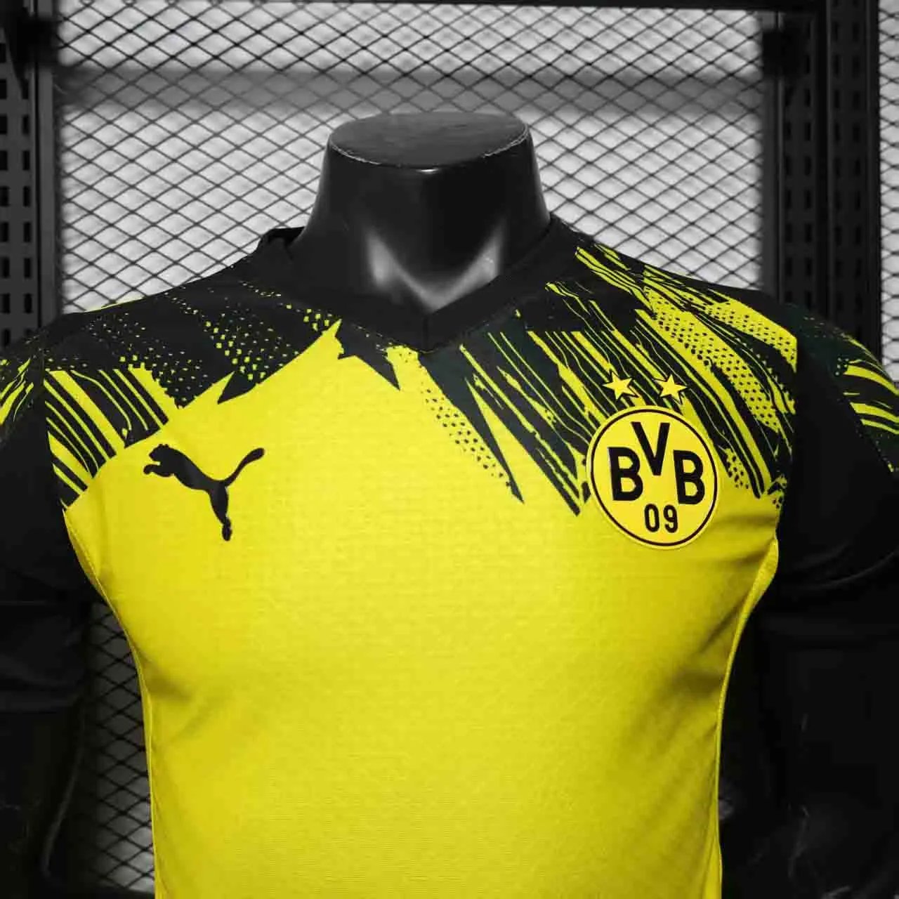Borussia Dortmund Authentic Home Football Shirt 2025/26