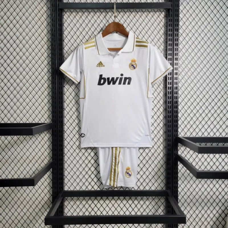 Real Madrid Retro Jersey Home Kids Kit Jersey+Shorts 2011/12